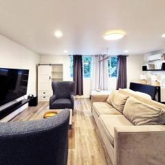 Cozy LA Studio Steps from SoFi and LAX - SH3 - LAD