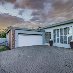 3 Bedroom private luxury complete house