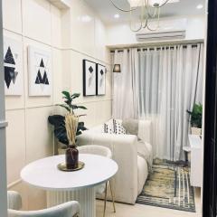 NEAR NAIA TERMINAL 1, 2, 3 Cozy Apartment at Field Residence