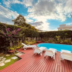 Casa Oásis | Jurerê | 400m do mar | 6 qtos com a/c