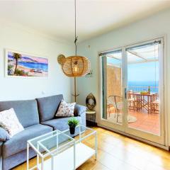 Townhouse in Rosas with Garden near Beach