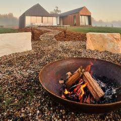 Open Country Homestead- Luxury accommodation in Burradoo