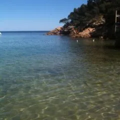TOUT A PIED ! 150m PLAGE DU LAVANDOU T3 PISCINE