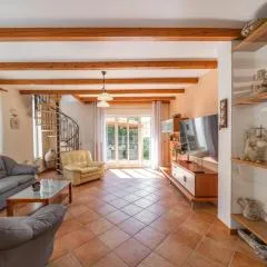 Apartment Sea Sponge