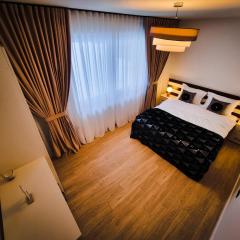 Cozy Retreat Grand Chalet Aparthotel