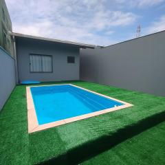 Lazer e piscina com churrasco