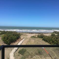 Amplio con vista al mar