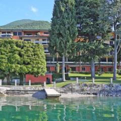 Robert House 50m From The Lake - Happy Rentals