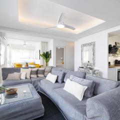 Las Flores Marbella Centro by AORA STAY