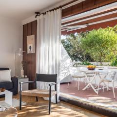 MARIUCI RESIDENCE with Lush terrace and Private Garage