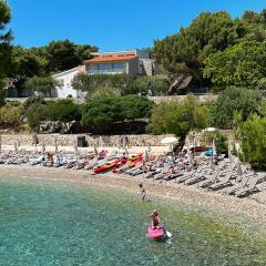 Apartments by the sea Hvar - 4591