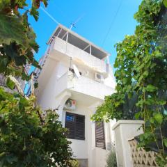 Apartments Bugi