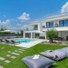 5 Star Luxury Villa78