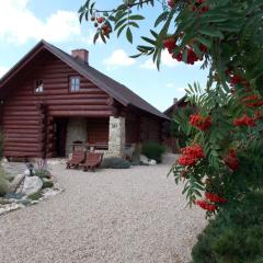 Sruby Suchý - malý srub pro 6 osob