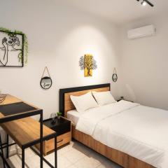 Chris and Mary White Tower Thessaloniki Center