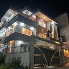 Golfutar Suites