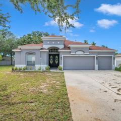 Large 5 bd home close to Beaches