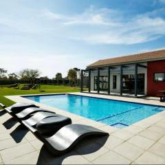 Luxe Haven 102 Ventura Estate