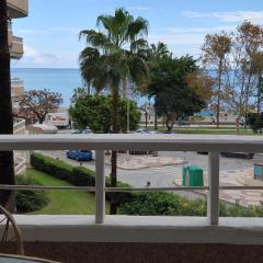 Primera linea de playa con vistas al mar con Garaje B