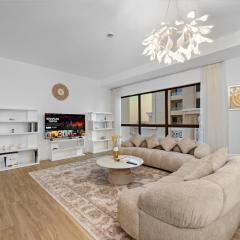 Elegant 2BR with Seaview in JBR l Walk to the Beach
