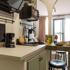 City Center Studio - 180 View - Terrace