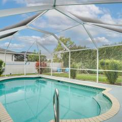 Private Yard and Pool Stunning Cape Coral Getaway!