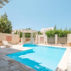 Exclusive Pool Marina Retreat