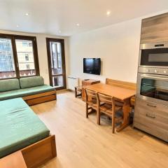 Résidence Les Jardins De Val - Appartement 2 pièces pour 4 personnes à Val d'Isère à 350 mètres du centre du village et 450m des pistes MAE-1814
