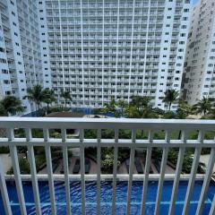 Shore Residences - Minimalist Unit with Pool View