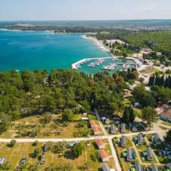 Eurocamp mobilhomes at Brioni Sunny Campsite