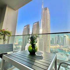 VIP Experience Dubai Downtown at Forte Tower - Burj Khalifa and Fountain View - Modern Luxury Apartments