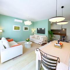 Abbott apartment - 1 min from the beach - 100m2 - sleeps 8