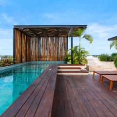 Stunning 2BR with Plunge Pool - Rooftop Sea Views