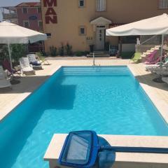 Apartments & Rooms Laganini SEKA