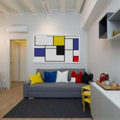 Mondrian Apartment l BB Apartments Trieste