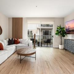 Spinel Stay - Charming 2BR Retreat Zen Garden Views Central