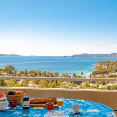 Appartement chaleureux avec terrasse et parking au Lavandou - FR-1-816-2