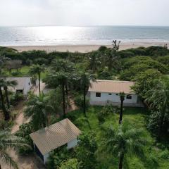 KASA KAISSAKU avec accès direct à plage pour 2 à 12 personnes
