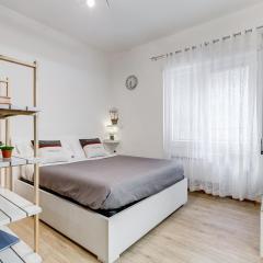 Vatican 96 Degli Ubaldi Studio steps from metro and St Peter's