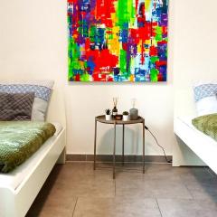 TOPFLAT mit Küche I gratis Parkplatz I drei Schlafzimmer I zentrumnah