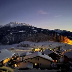 Neu-renovierte - Nov 24 - 2,5 Zi Wohnung mit Traum-Aussicht