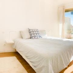 Cozy Beachside Apartment in Cros de Cagnes - Luna