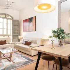 BEATAS CENTRAL Espectacular nueva vivienda en centro Histórico Sinese Design Homes