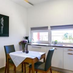 Elvira - Apartment Ulika - MPolo