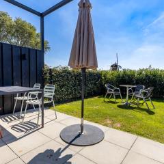 Domburg Centrum-luxe holiday home plus Parking