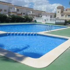 Plácida casa con piscina y barbacoa R33 by Novadesta