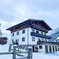 Apartment Ferwienwohnung Oberberghof by Interhome