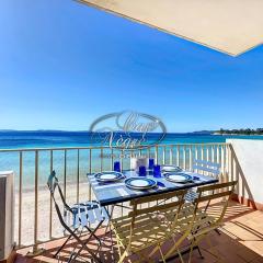 Appartement T2 vue mer, pieds dans l'eau avec accès direct à la plage de Cavalière - LE LAVANDOU