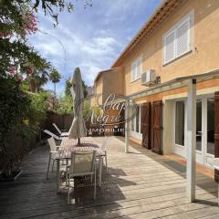 Appartement plain-pied avec terrasse proche de la plage du Canadel