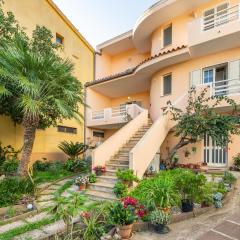 Apartment Casa Arangiu 1 by Interhome